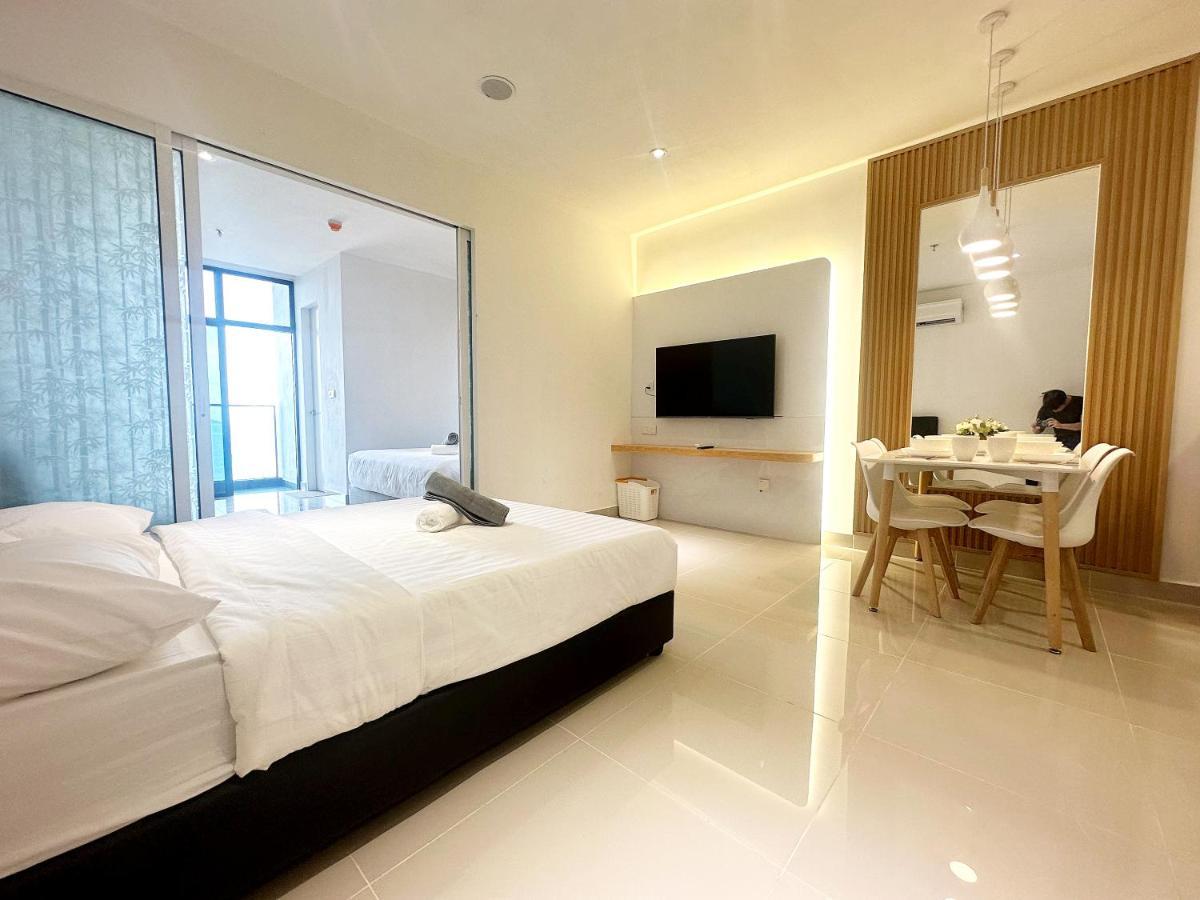 The Shore Kota Kinabalu City Centre By Lw Suites מראה חיצוני תמונה