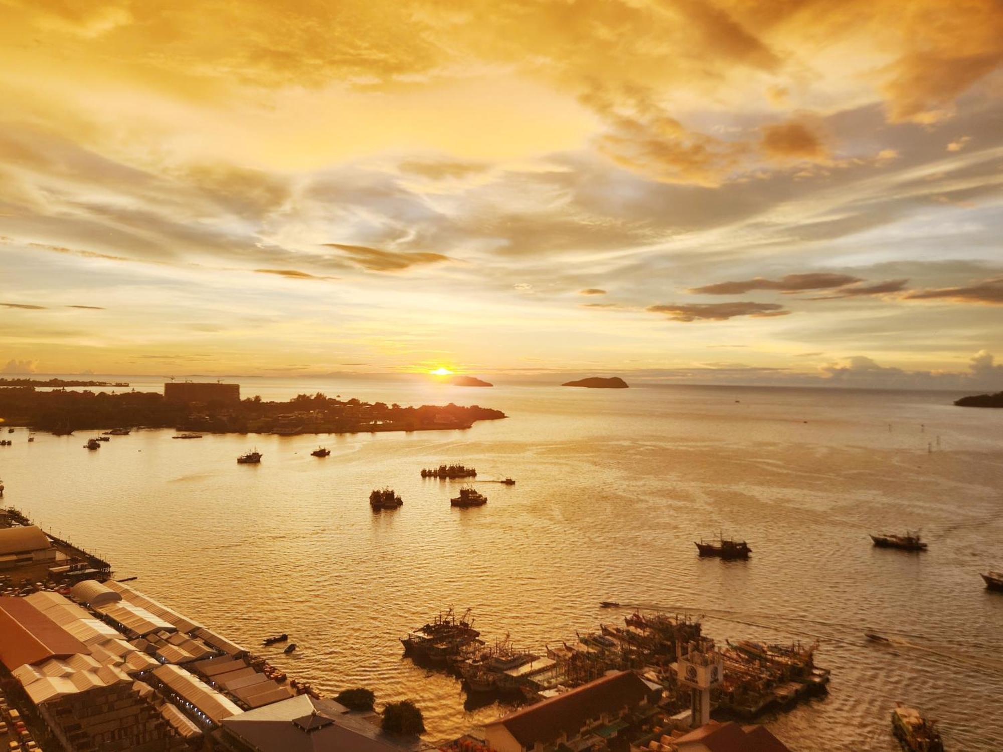 The Shore Kota Kinabalu City Centre By Lw Suites מראה חיצוני תמונה