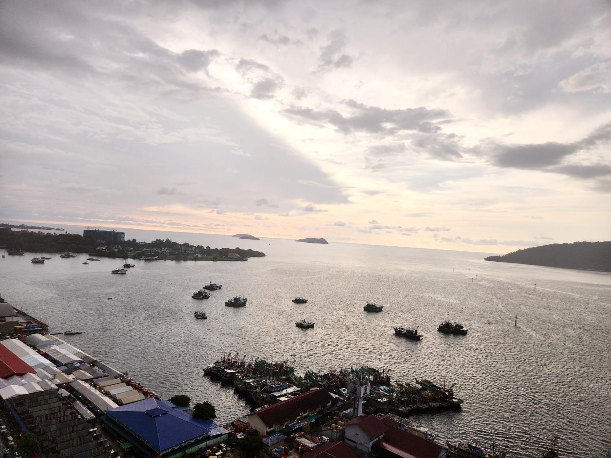 The Shore Kota Kinabalu City Centre By Lw Suites מראה חיצוני תמונה