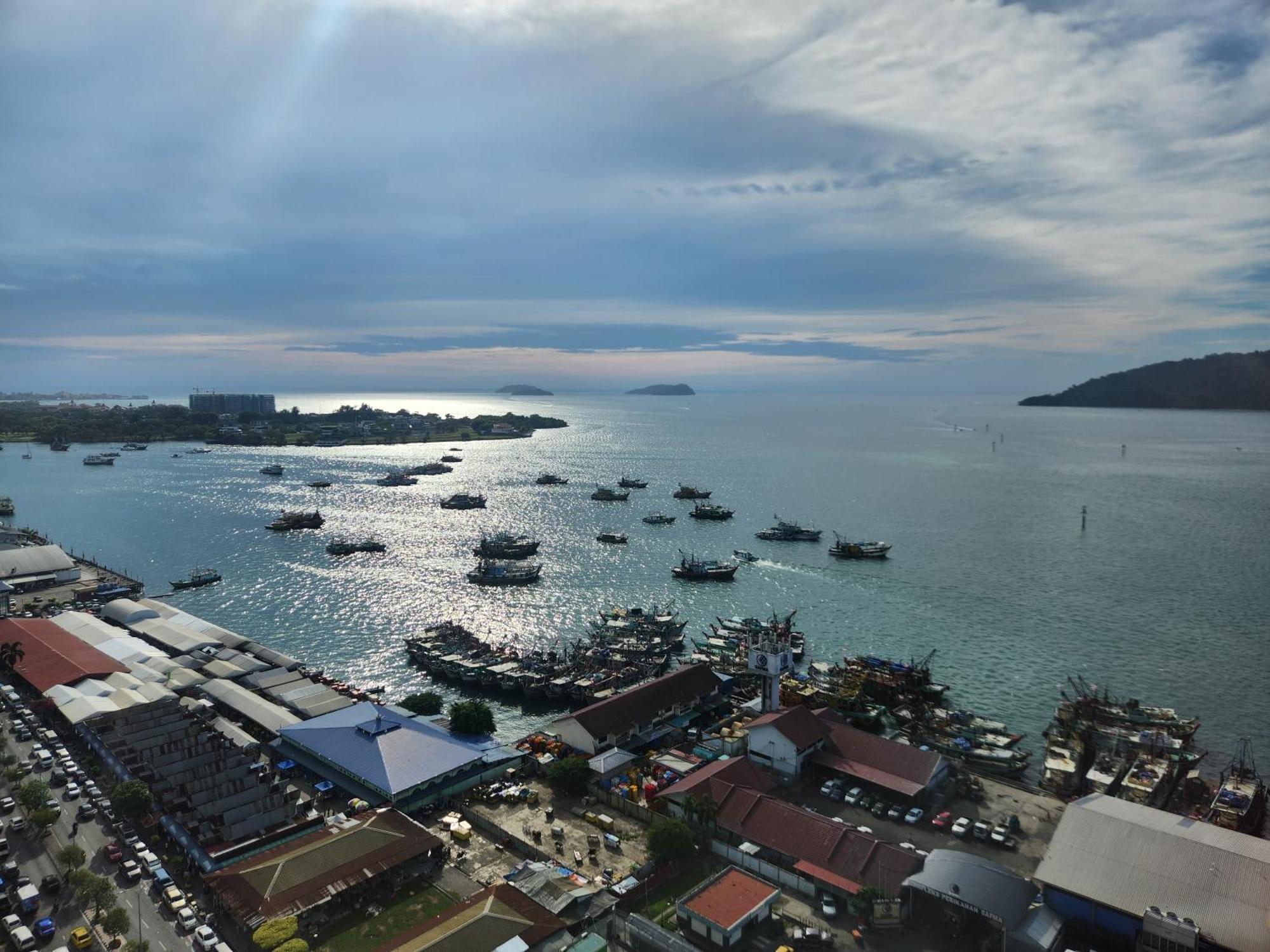 The Shore Kota Kinabalu City Centre By Lw Suites חדר תמונה