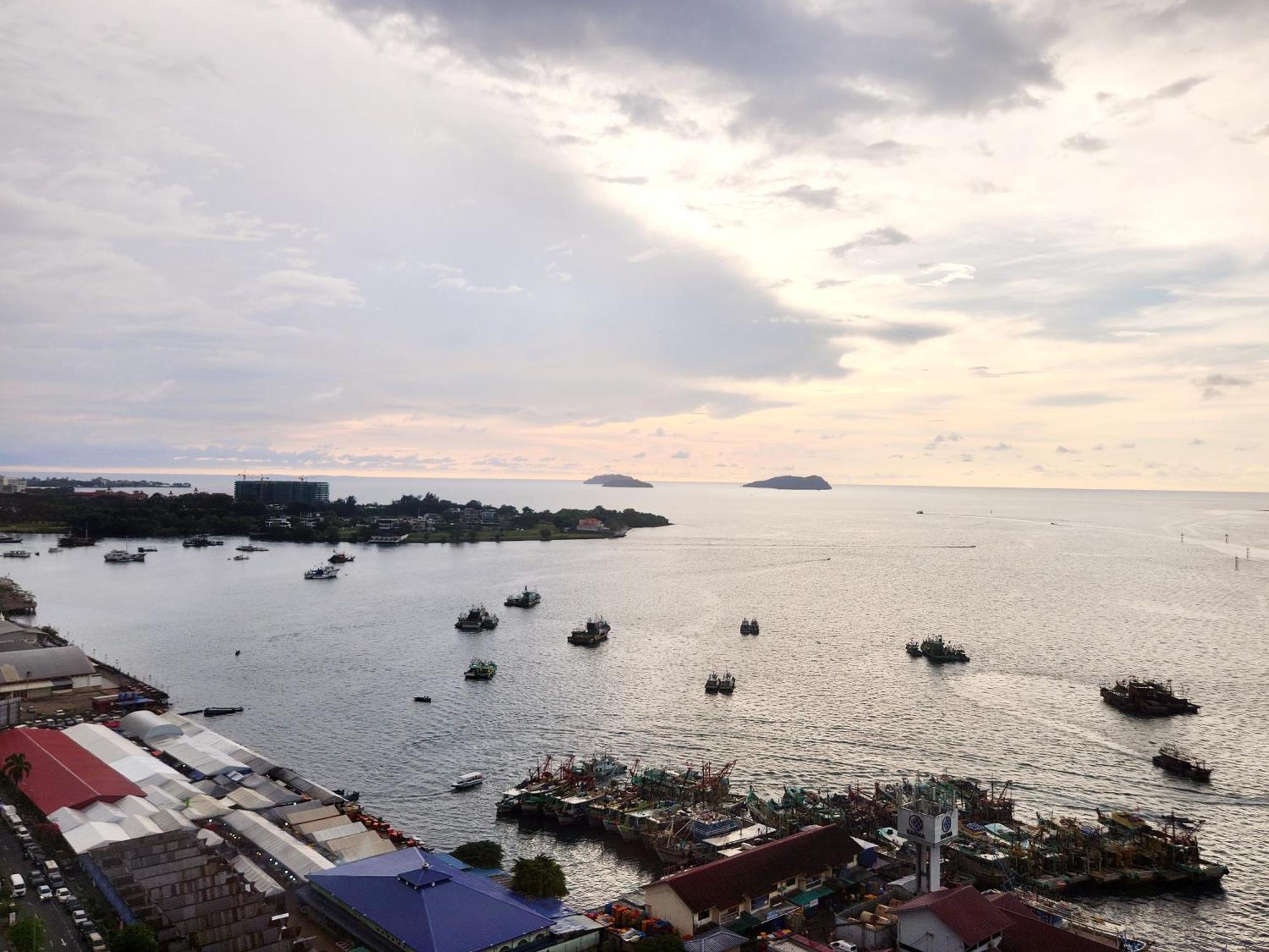 The Shore Kota Kinabalu City Centre By Lw Suites חדר תמונה