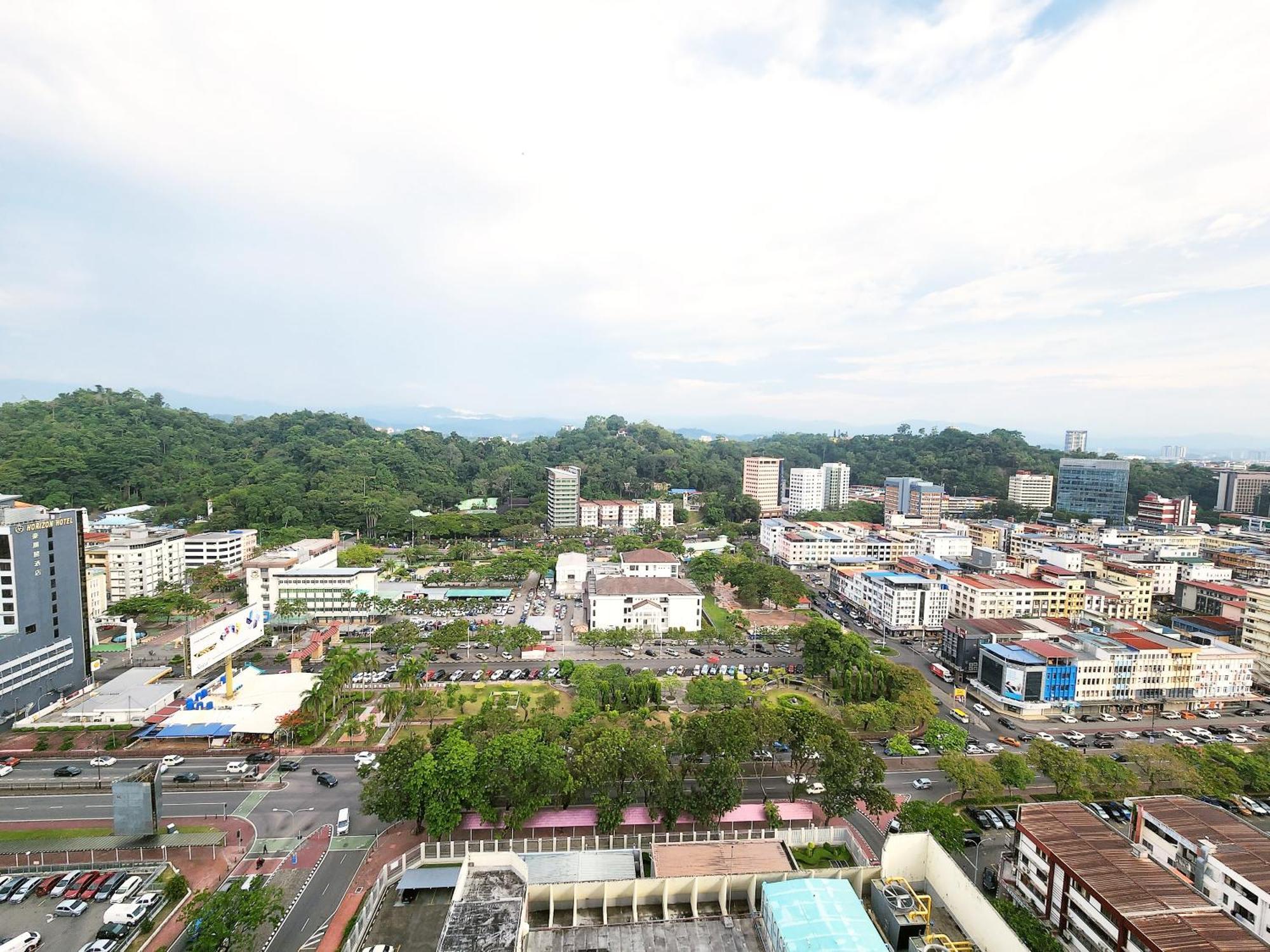 The Shore Kota Kinabalu City Centre By Lw Suites חדר תמונה