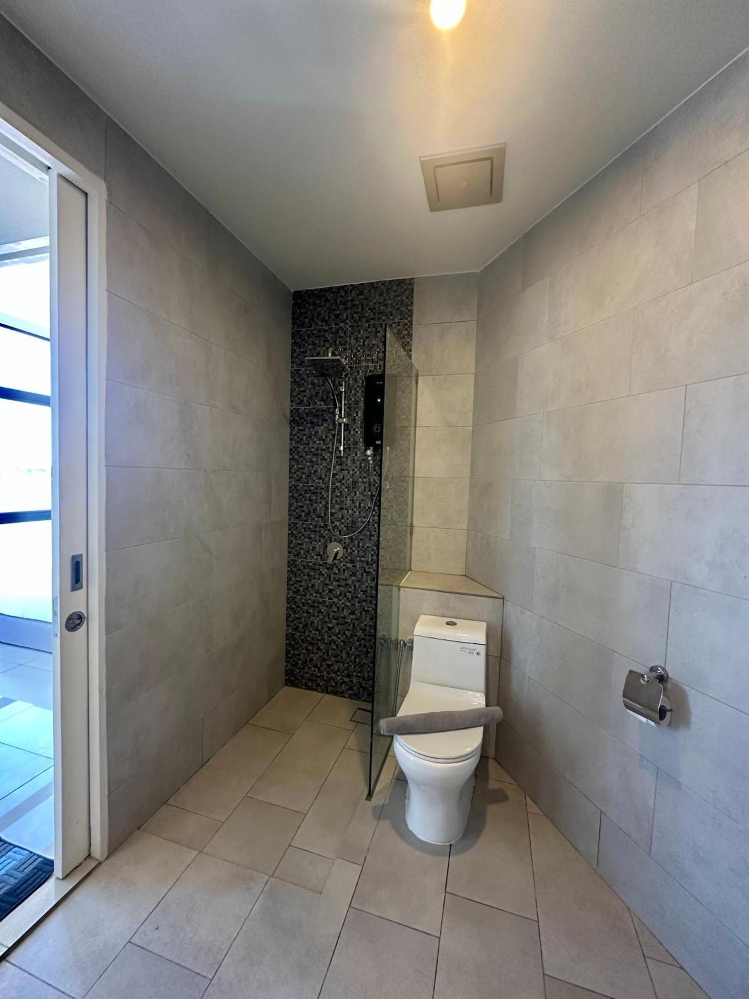 The Shore Kota Kinabalu City Centre By Lw Suites חדר תמונה